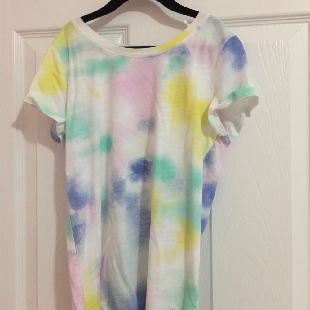 Colorful tee
